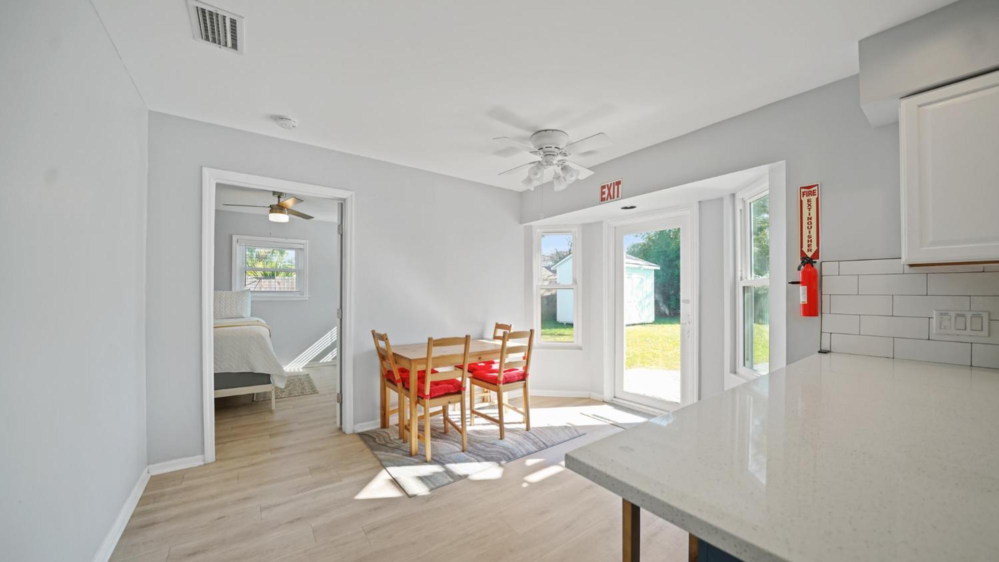 Jacksonville Beach Home - Walk To Beach, Bars & Restaurants - Pet Friendly Экстерьер фото